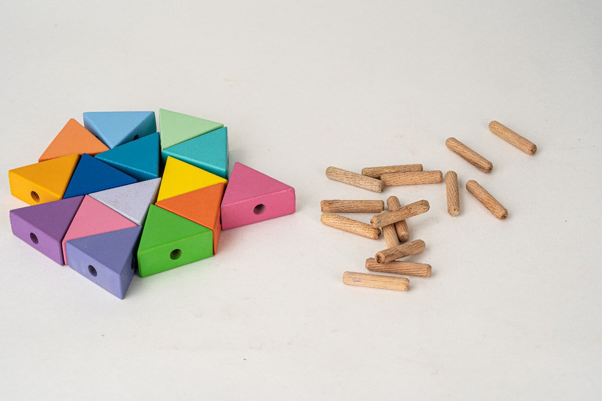Wooden puzzle with links